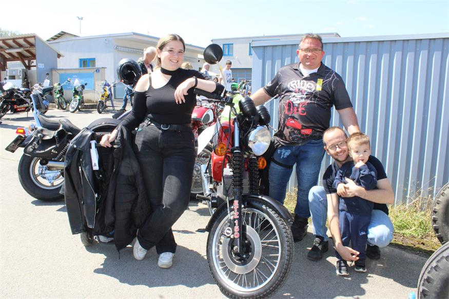 Schätze auf zwei und vier Rädern: 11. Oldtimertreffen in Unterrabnitz