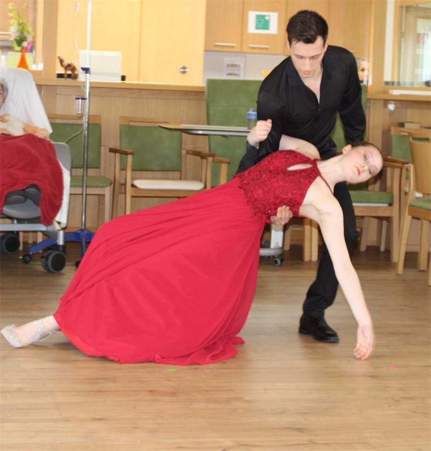 Colourful Dancers waren echter Schlager im  Pflegezentrum Weppersdorf