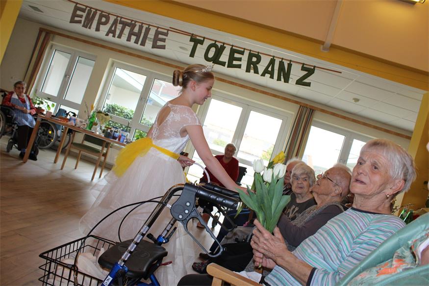 Colourful Dancers waren echter Schlager im  Pflegezentrum Weppersdorf