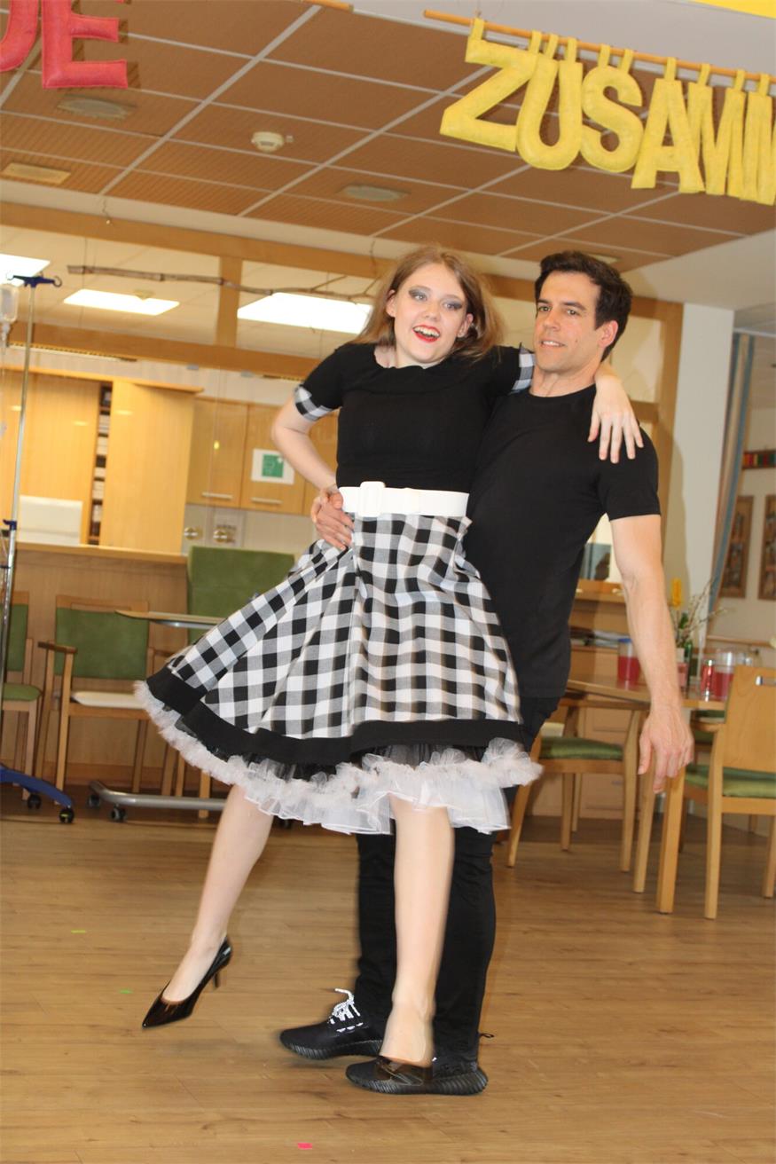 Colourful Dancers waren echter Schlager im  Pflegezentrum Weppersdorf