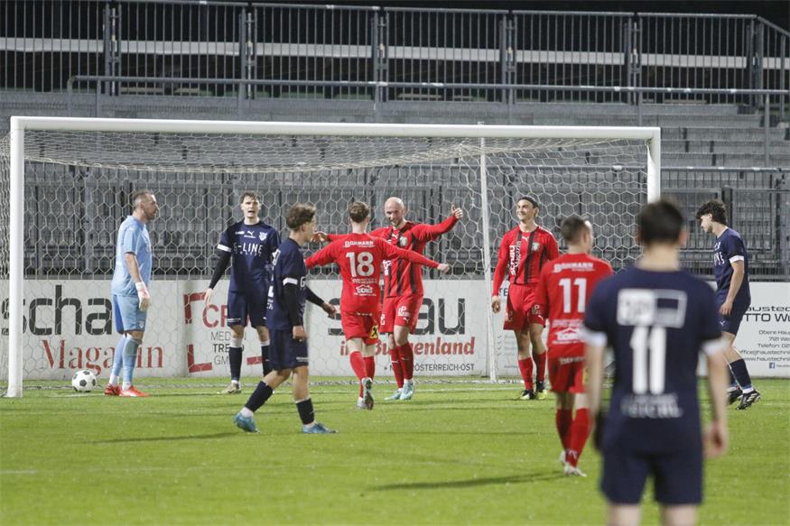 Parndorfer Galavorstellung im Heidebodenstadion