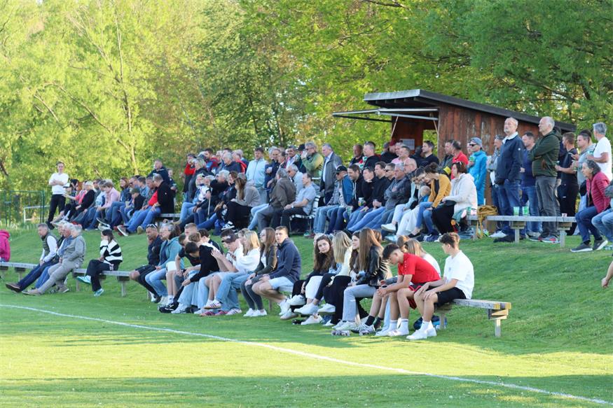 7:0! Wölfe feierten Derby-Kantersieg