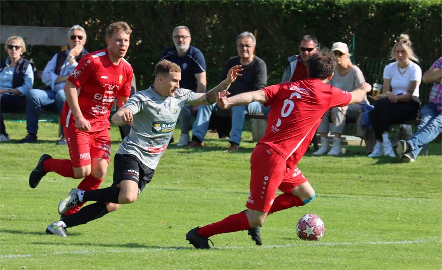 Knappe Kiste in der 1. Klasse - vorne wie hinten