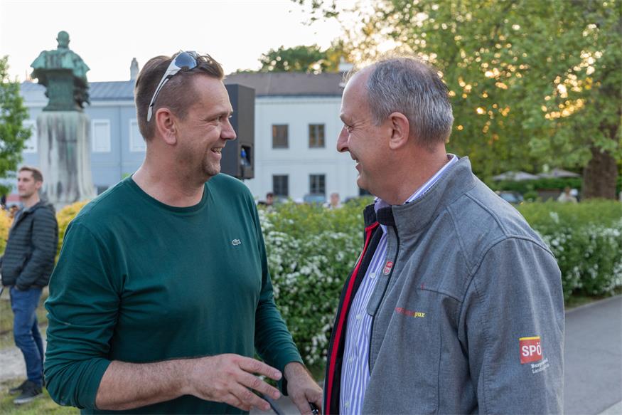 Fackelzug zum 1. Mai in Bruckneudorf und Bruck