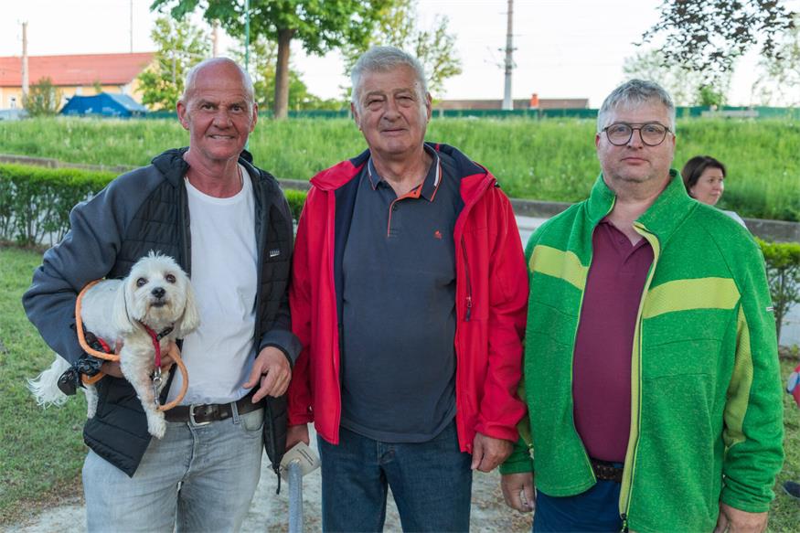 Fackelzug zum 1. Mai in Bruckneudorf und Bruck