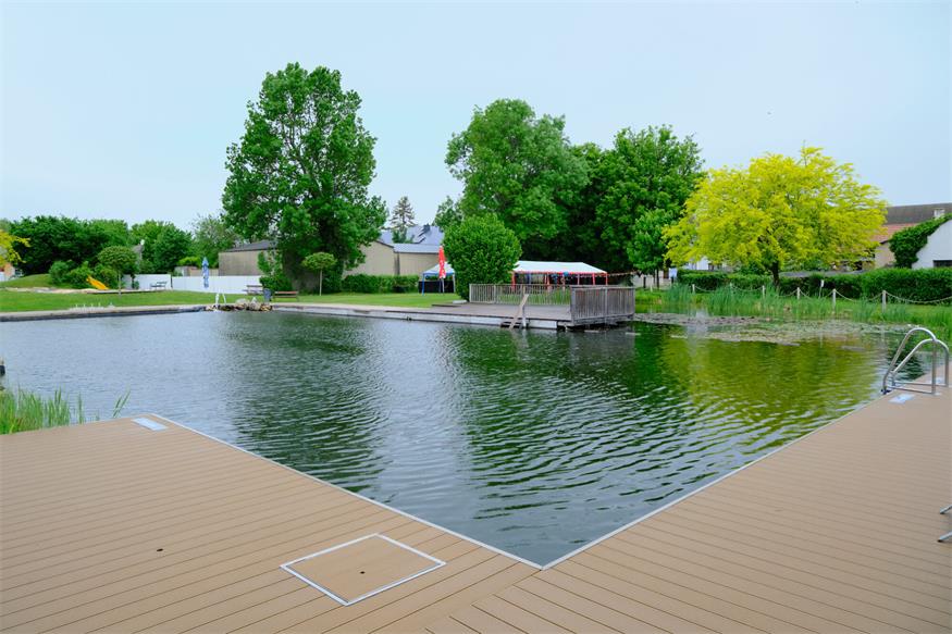 Neudorf: Bründlbad im neuen Style