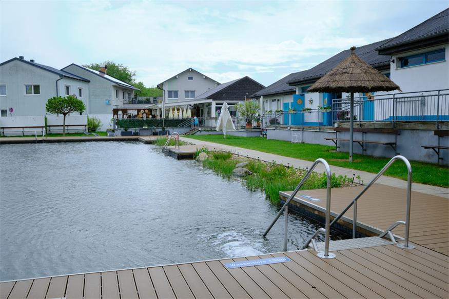 Neudorf: Bründlbad im neuen Style