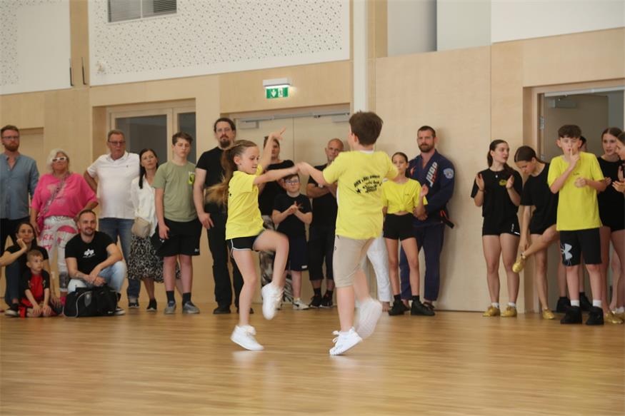 Für Vereine und Events: Parndorf feiert Eröffnung der „Arena 7111“