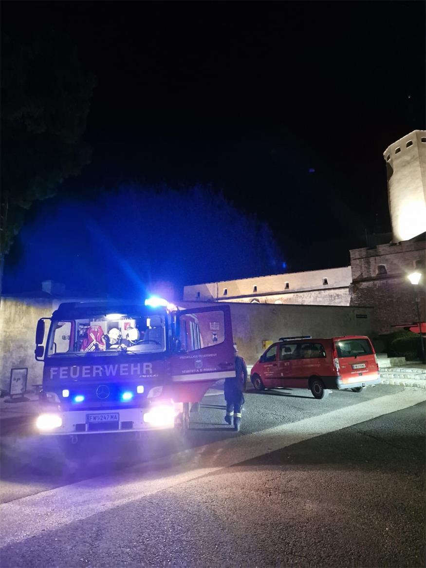 FF-Einsatz: Brandverdacht auf der Burg Forchtenstein