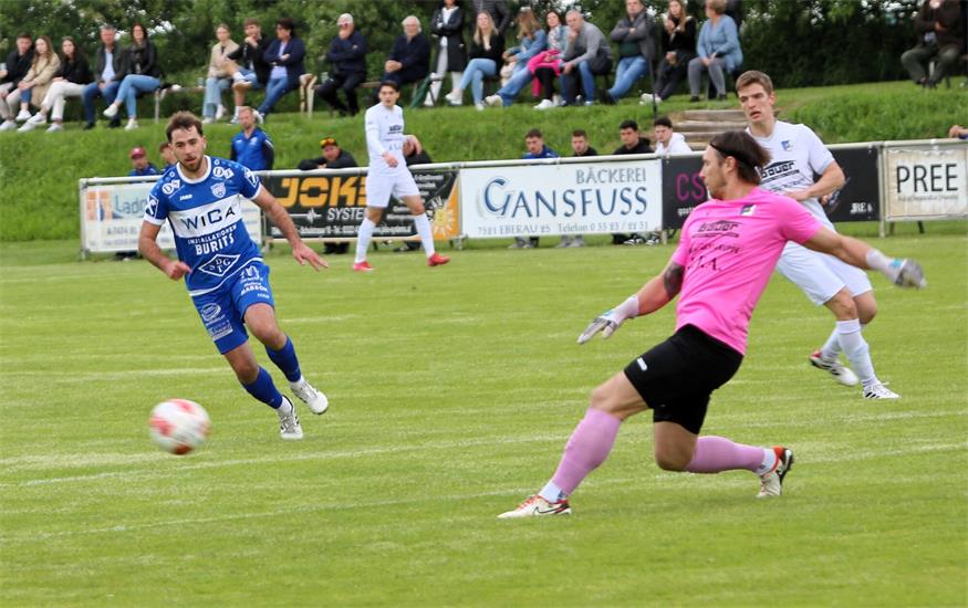 2. Liga Süd: Meisterkampf auf Spitz und Knopf