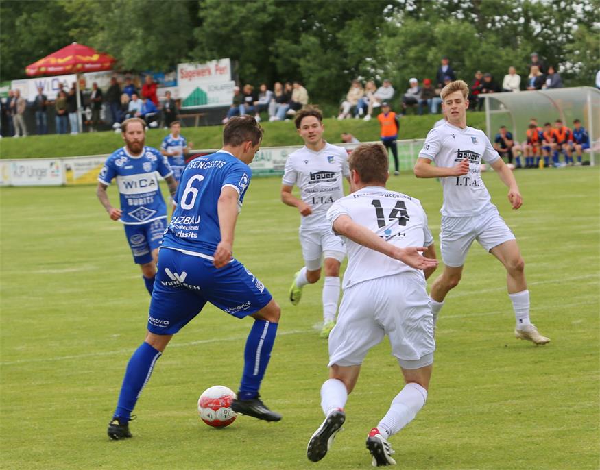2. Liga Süd: Meisterkampf auf Spitz und Knopf