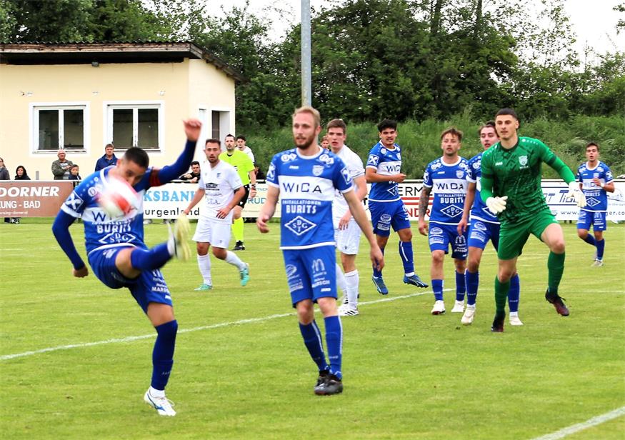 2. Liga Süd: Meisterkampf auf Spitz und Knopf
