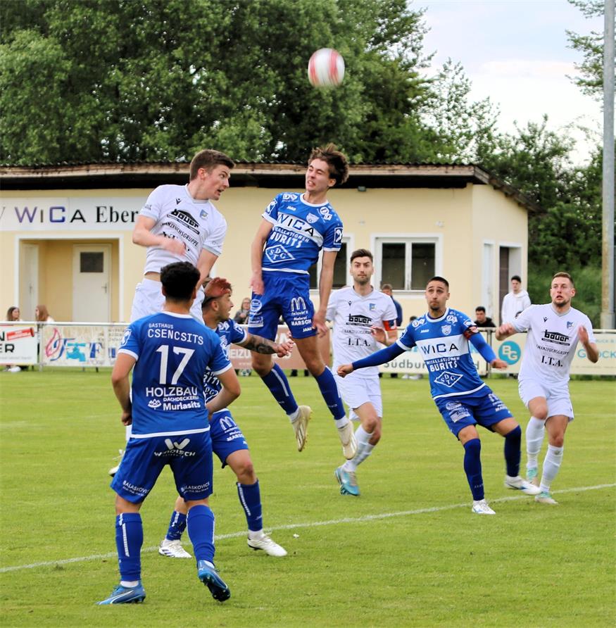 2. Liga Süd: Meisterkampf auf Spitz und Knopf