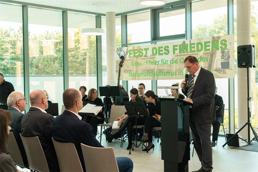 Parndorf gedenkt: Friedensfest erinnert an Opfer des NS-Regimes
