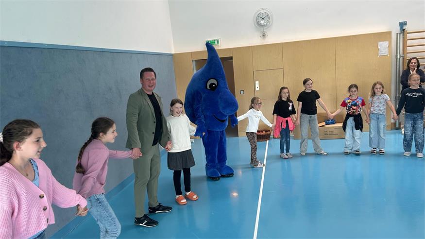 „Tropfi“ besuchte die Volksschule Schattendorf