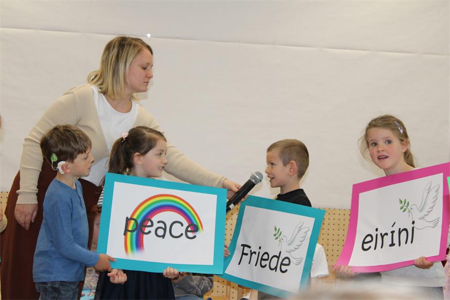 Abschiedsständchen für „Tante Luci“ vom Kindergarten Steinberg-Dörfl