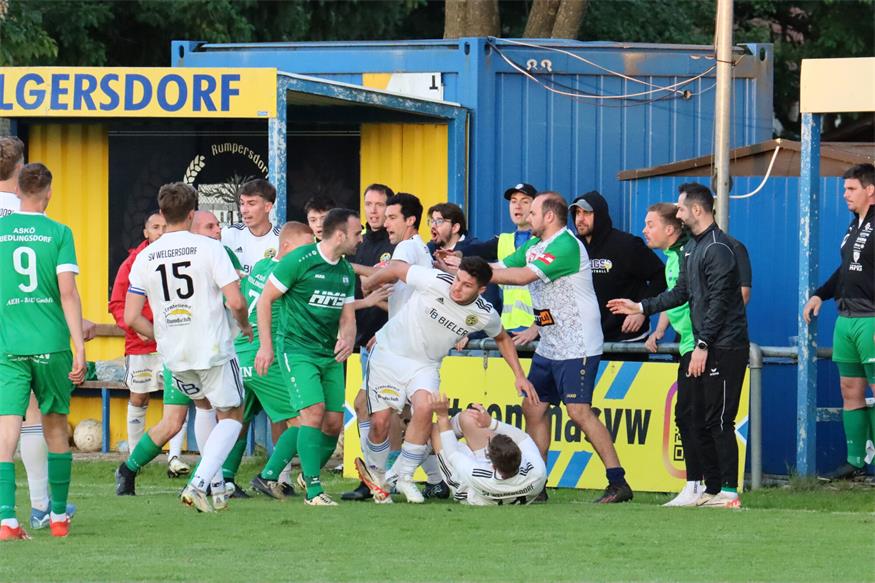Nach Heimsieg: Welgersdorf ist Meister & steigt auf