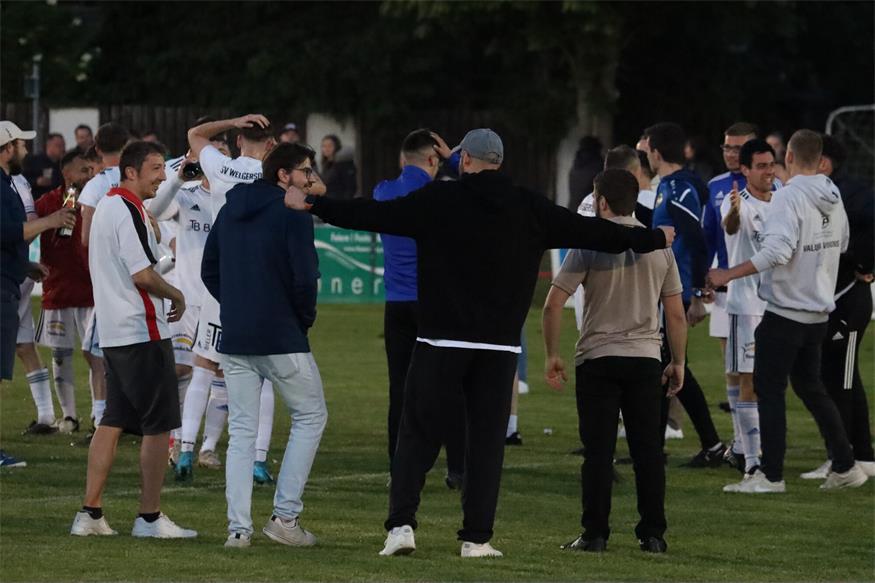 Nach Heimsieg: Welgersdorf ist Meister & steigt auf