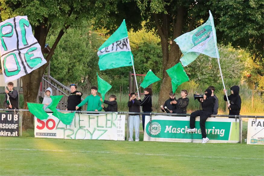 Nach Heimsieg: Welgersdorf ist Meister & steigt auf