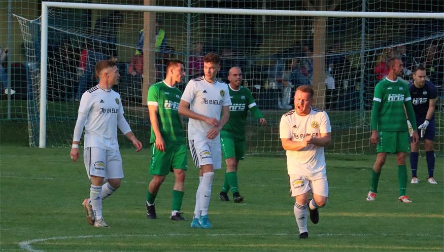 Nach Heimsieg: Welgersdorf ist Meister & steigt auf