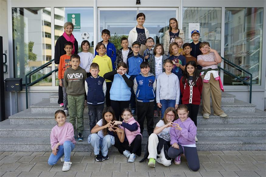 Mattersburger Volksschule war zu Besuch im Rathaus