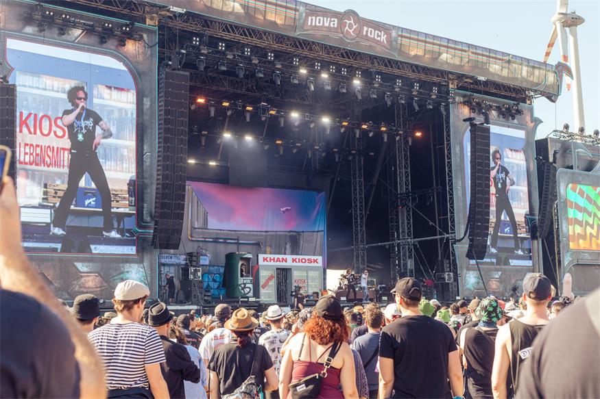 Nova Rock: 220.000 Fans zwischen Zeltlager und Chalet Deluxe