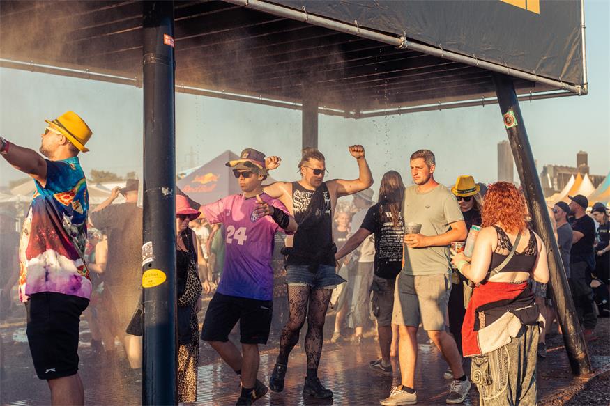 Nova Rock: 220.000 Fans zwischen Zeltlager und Chalet Deluxe