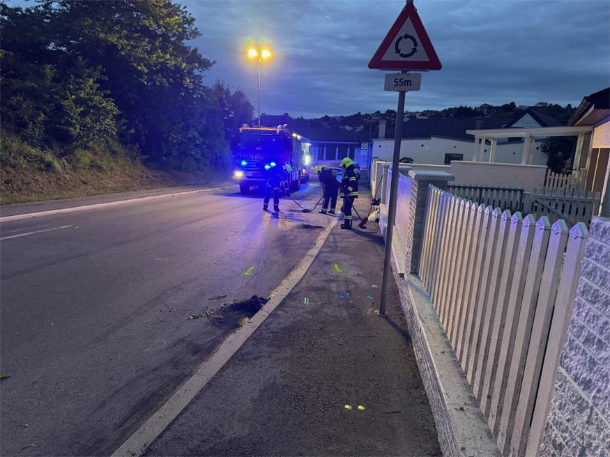 Mattersburg: Pkw kollidierte mit Straßenlaterne