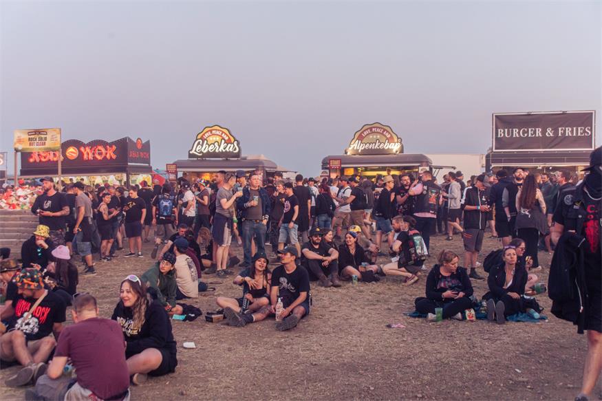 Mit Metal und entspannten Tönen in die dritte Nova-Nacht