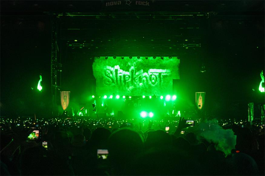 Mit Metal und entspannten Tönen in die dritte Nova-Nacht