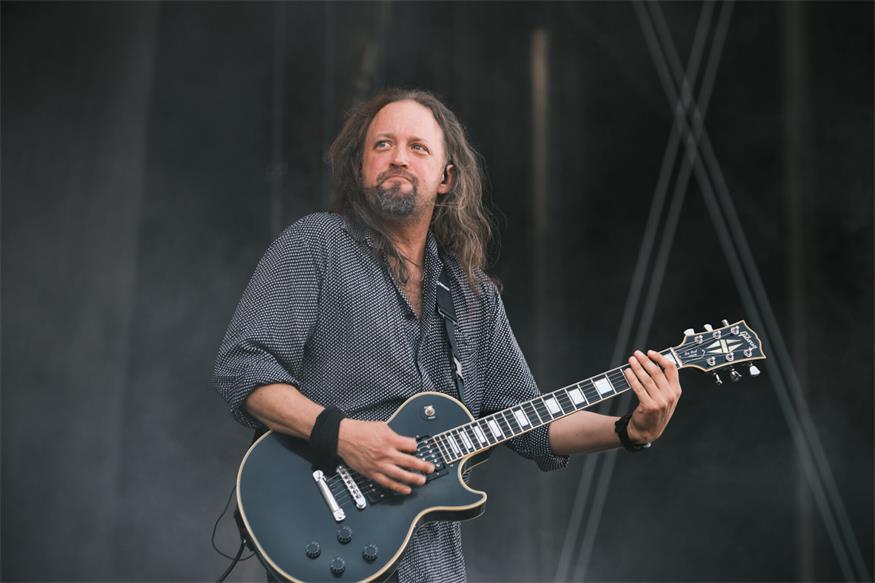 Mit Metal und entspannten Tönen in die dritte Nova-Nacht
