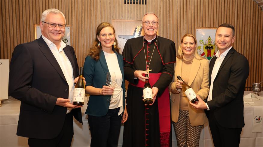 Erster Wein des bischöflichen Weinguts auf den Namen „Severus“ getauft