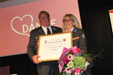 Werner Krischka übernahm von Friederike Pirringer als Präsident des Roten Kreuzes im Burgenland. Die Vorgängerin wurde sogleich zur Ehrenpräsidentin ernannt.