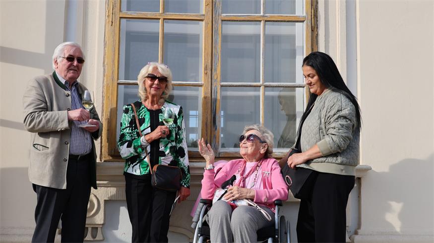 Schloss Halbturn im Dreivierteltakt der Geschichte