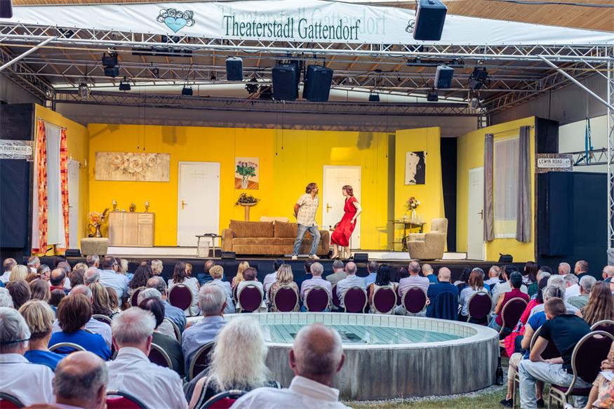 Theaterstadl Gattendorf feiert 25 Jahre mit ausverkaufter Premiere