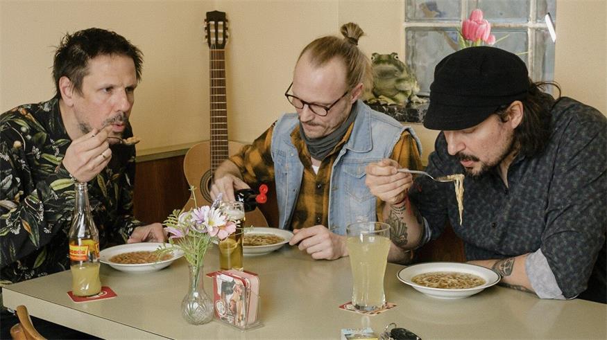 Wolfgang Millendorfer, Christoph Jarmer und Thomas Hofer gastieren am 7. November in der Stadtbücherei Mattersburg.