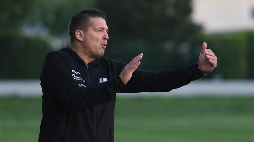 Wulkaprodersdorf und Trainer Thomas Mandl blicken gespannt auf den Aufstieg.