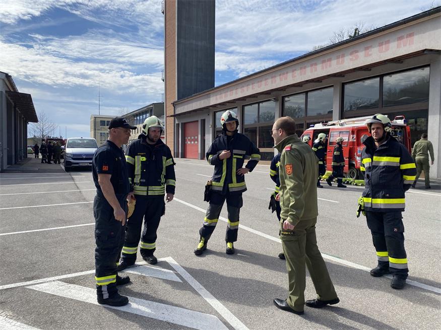 Erfolgreicher Praxistag für Neo-Floriani an Feuerwehrschule Eisenstadt