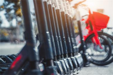 Zu einem Unfall mit einem E-Scooter kam es am Mittwoch in Bad Sauerbrunn. 