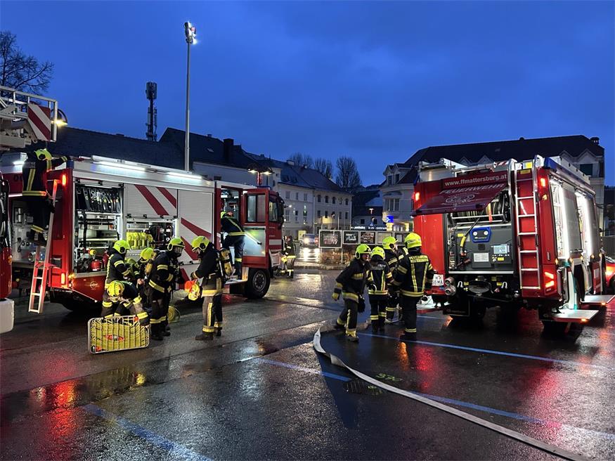 Zum Glück nur eine Übung: FF-Einsatz beim Schülerheim in Mattersburg.