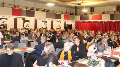 Zum Nationalfeiertag am 26. Oktober war der Martinihof wieder bestens besucht. Den Gästen wurde ein abwechslungsreiches Programm geboten mit anschließender Festmahlzeit.
