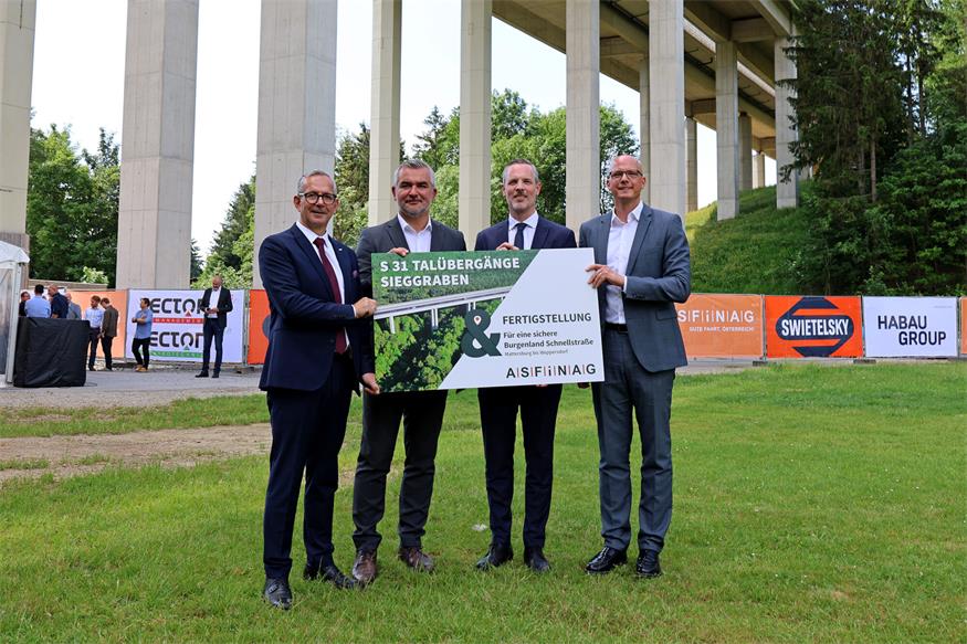 (v.l.n.r.): ASFINAG-Geschäftsführer Alexander Walcher, Infrastrukturlandesrat Heinrich Dorner, ASFINAG-Vorstandsdirektor Hartwig Hufnagl und ASFINAG-Geschäftsführer Andreas Fromm