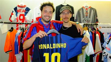 voltalux-Geschäftsführer und Vintage Fußballdressen-Händler Florian Gajdusek gab mit seinem StartUp "Original Football" ein Gastspiel bei Sebastian Thurner von Thurner wo_menswear.